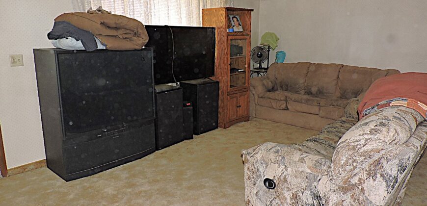 264 East 400 North Hinckley, Utah 84635