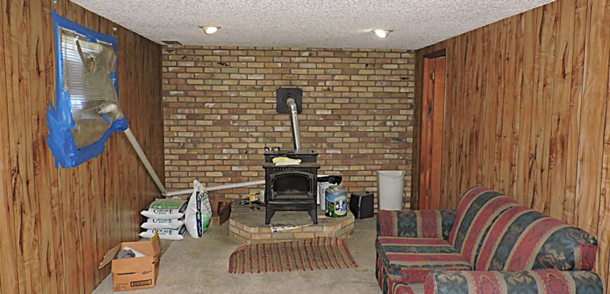 264 East 400 North Hinckley, Utah 84635
